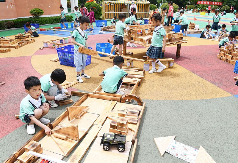 幼儿托育机构户外游戏活动 150.jpg